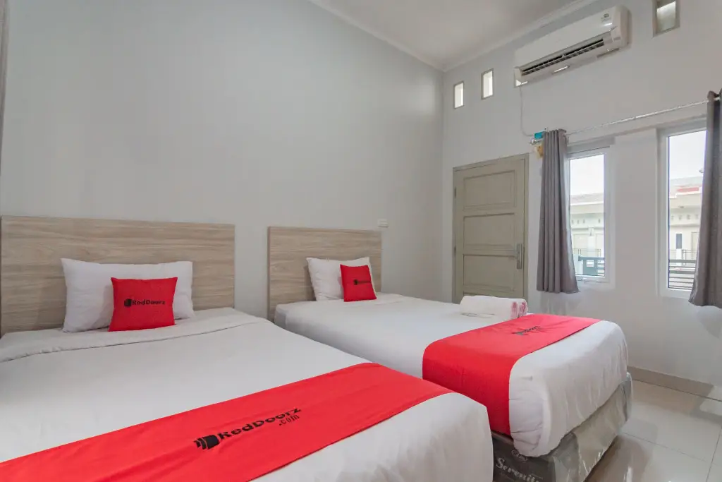 Чиребон: RedDoorz Syariah Plus @ Tuparev Cirebon 3