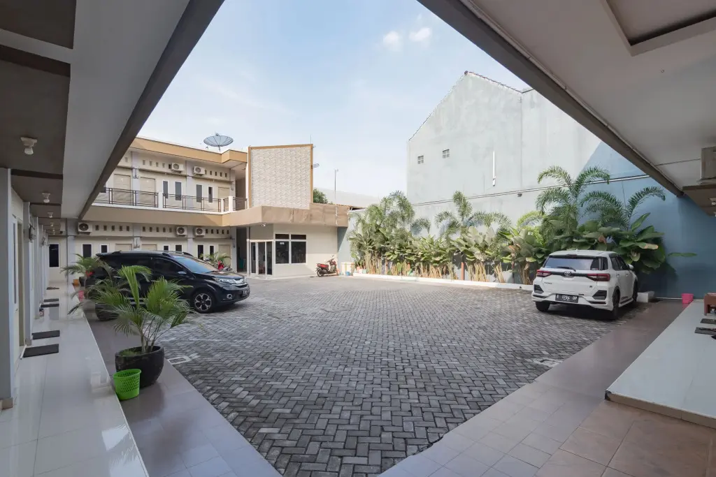 Чиребон: RedDoorz Syariah Plus @ Tuparev Cirebon 3