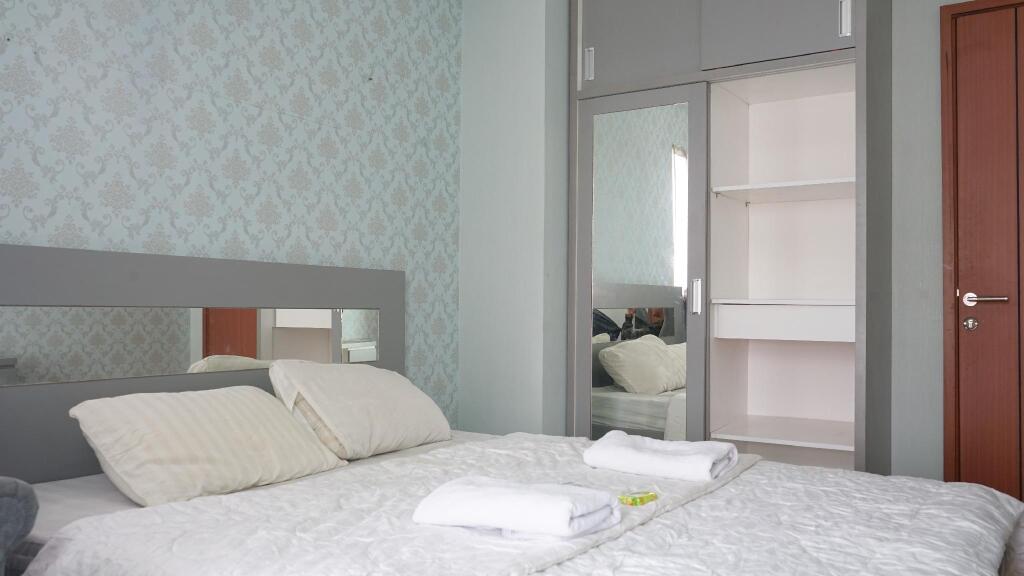 Южный Тангеранг: Green Lake View Just Sleep & Cozy