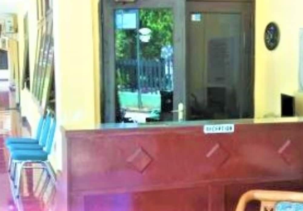 Сурабая: Wisma Tamu Surabaya