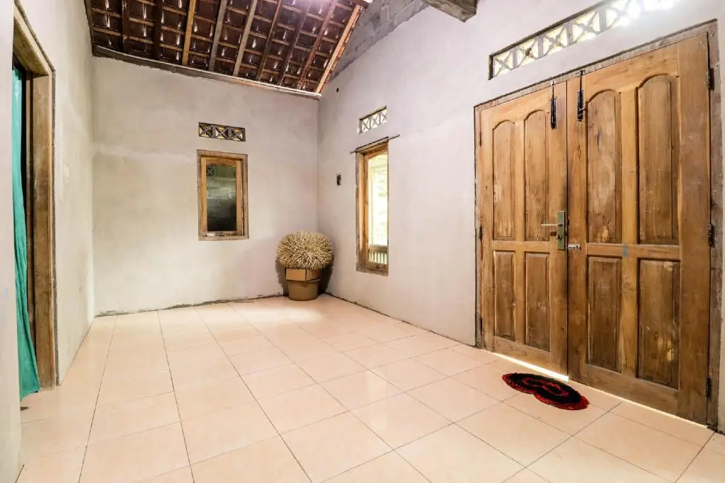 Батуретно: Ana Homestay Syariah