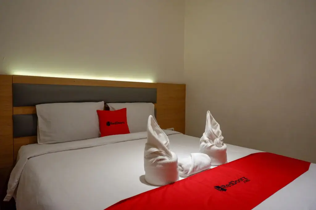 Макассар: RedDoorz Plus @ Losari Makassar