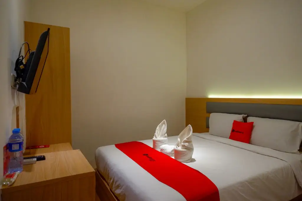 Макассар: RedDoorz Plus @ Losari Makassar
