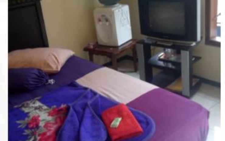 Бату: Guest House Biru