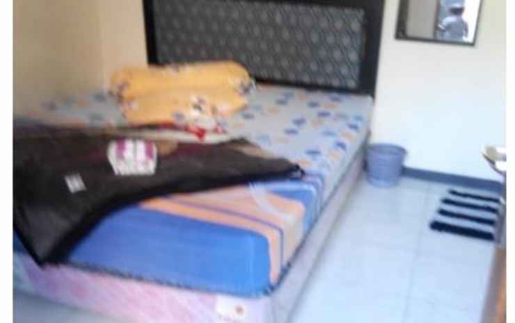 Бату: Guest House Biru