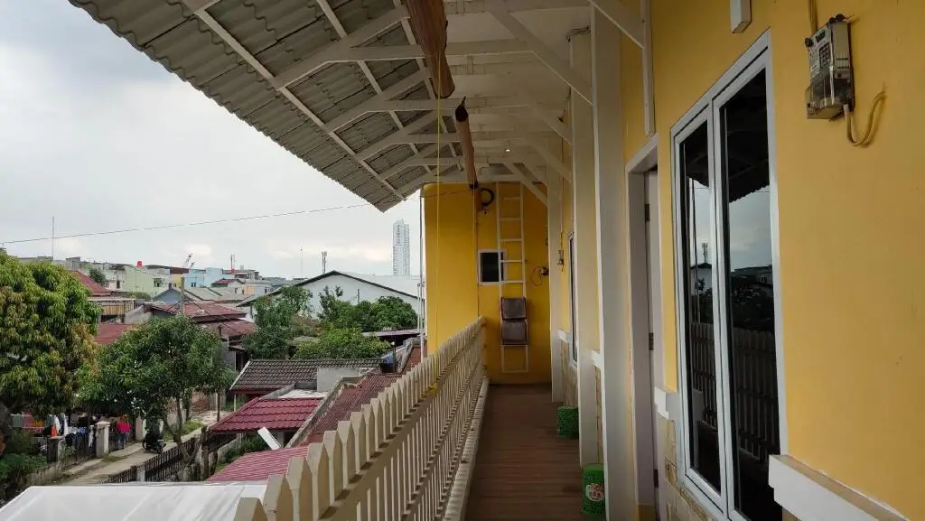 Медан: Camar Guest House Syariah