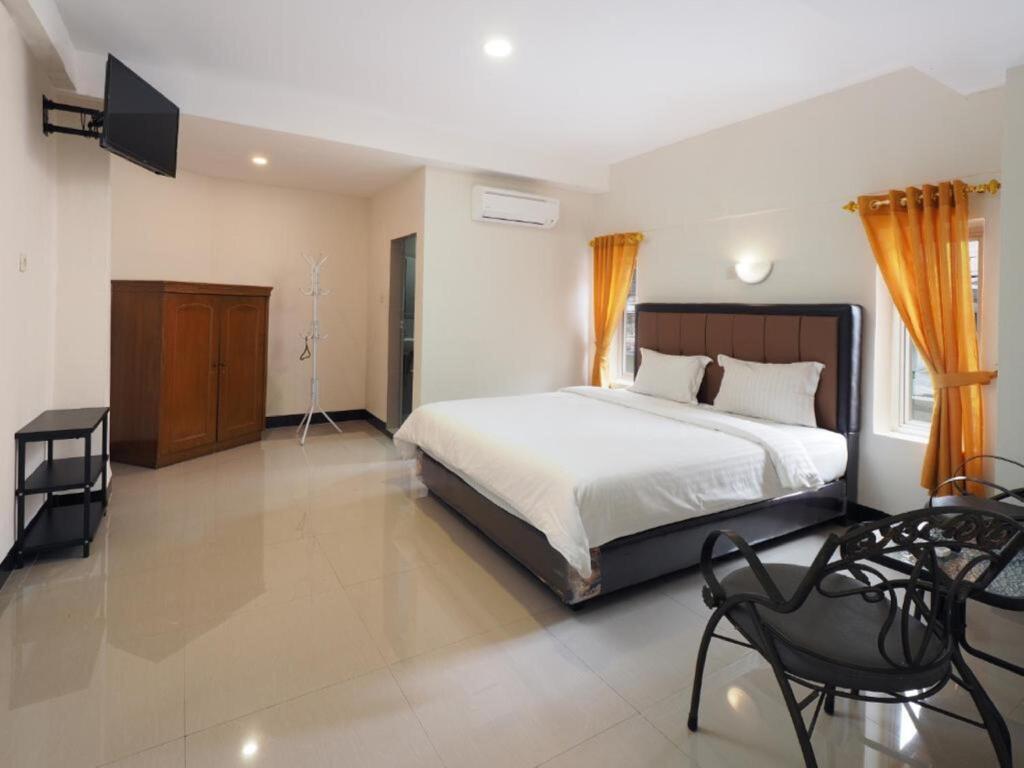 Медан: New Hotel Gentala