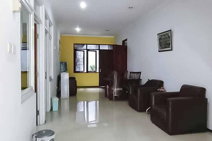 Чилегон: Aimer Guest House Syariah RedPartner