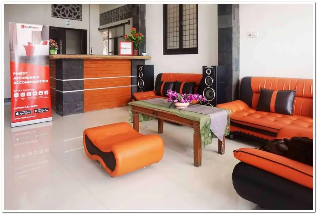 Джомбанг: RedDoorz near Kampung Inggris Pare