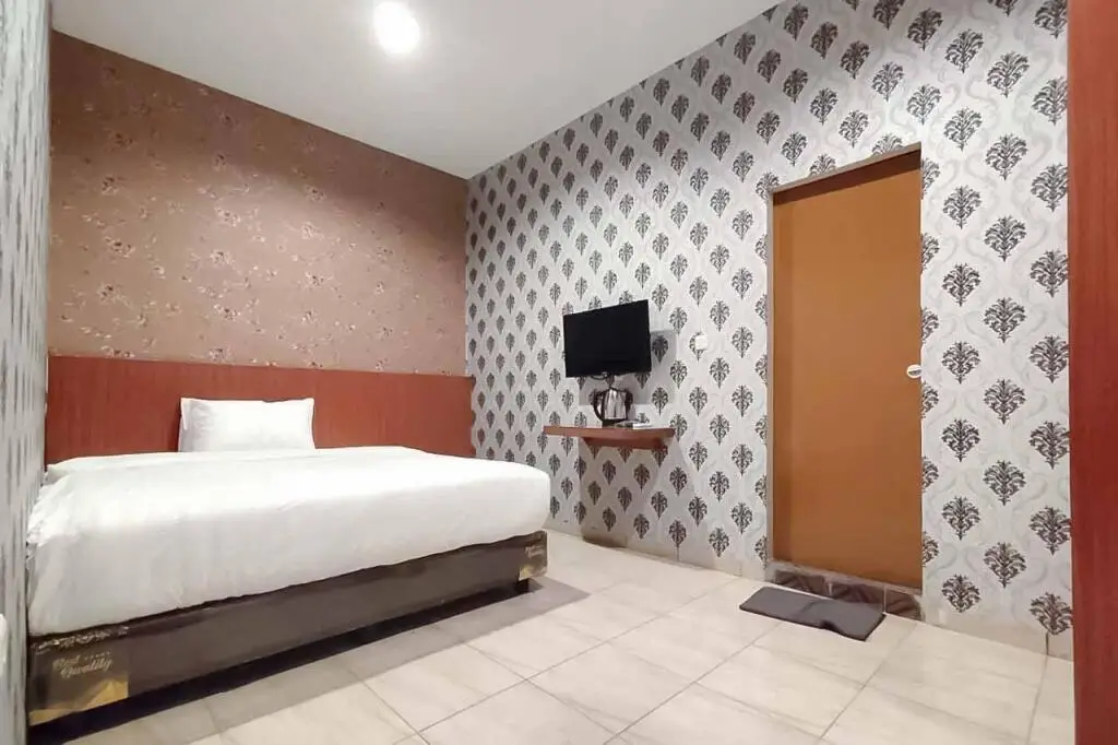 Медан: RedDoorz Plus @ Jalan Letda Sujono Medan 2