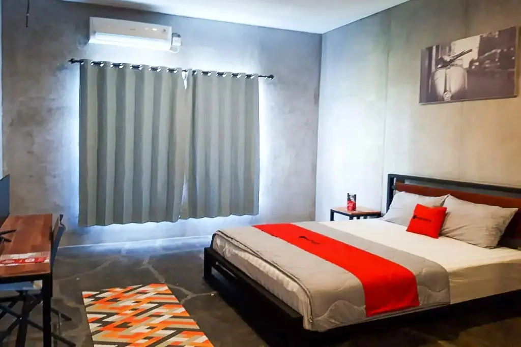 Матарам: RedDoorz Syariah near Lombok Epicentrum Mall