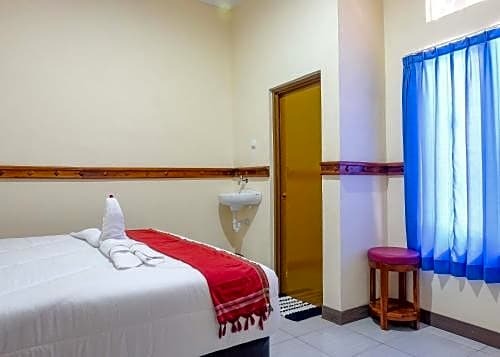 Беноа: Abian Dedari Mesare Nusa Dua