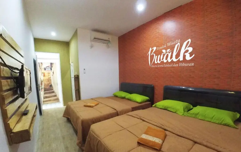 Маланг: OYO 3283 Bwalk Hotel