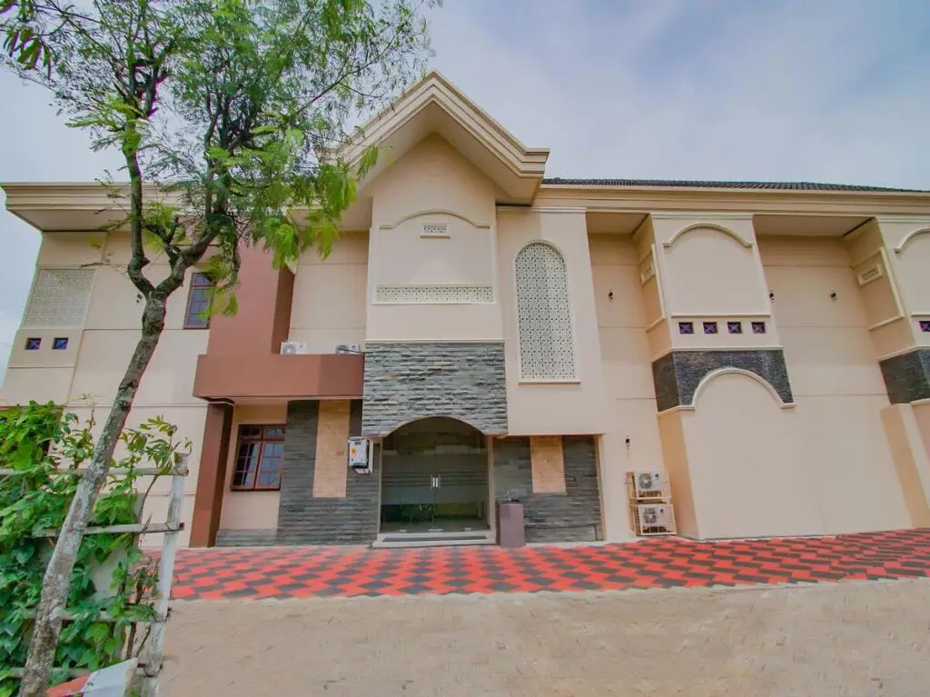 Маланг: OYO 3909 Arg Guest House Syariah