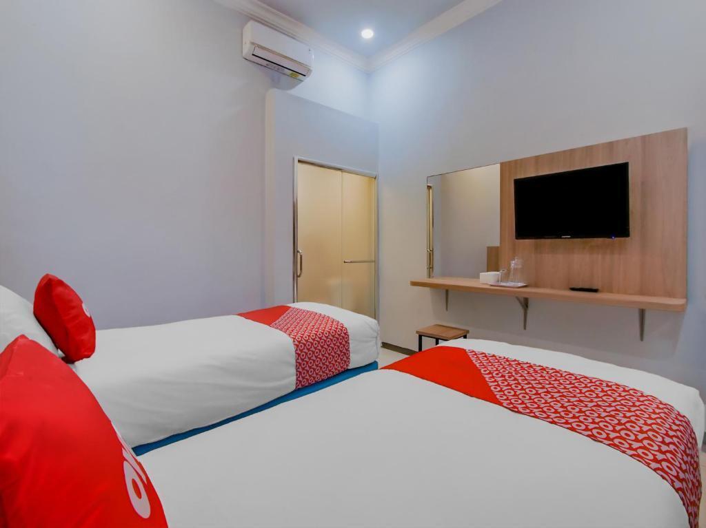 Маланг: OYO 3909 Arg Guest House Syariah