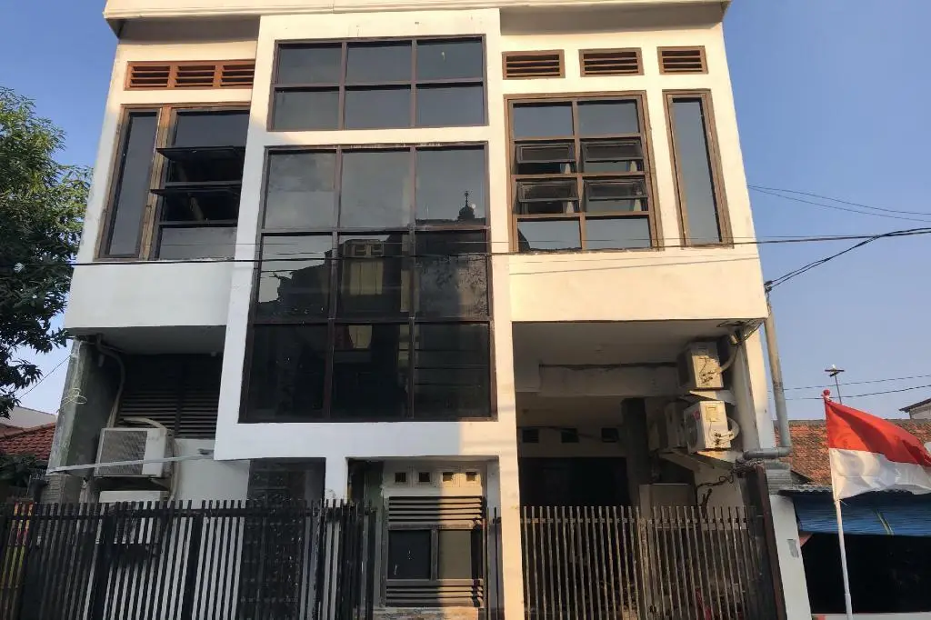 Сурабая: OYO 4006 Gajah Mada Trim Syariah
