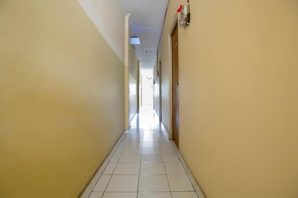 Джакарта: OYO 3755 Sweet Home Near Masjid Agung Istiqlal, Pasar baru, Ancol