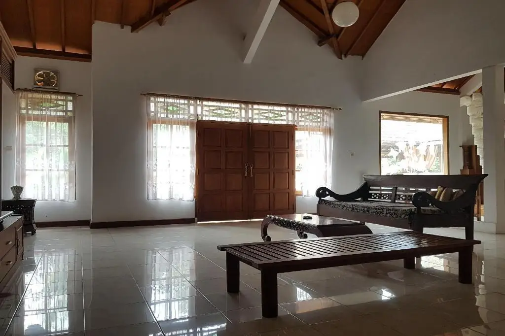 Слеман: OYO 90017 Villa Mawar Asri Syariah