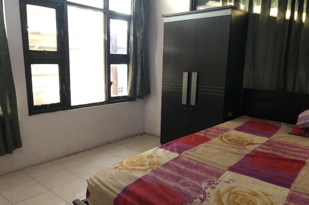 Сурабая: OYO 4017 Gajah Mada Homestay Syariah