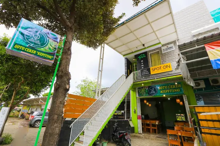Баньюванги: SPOT ON 2332 D'green Homestay