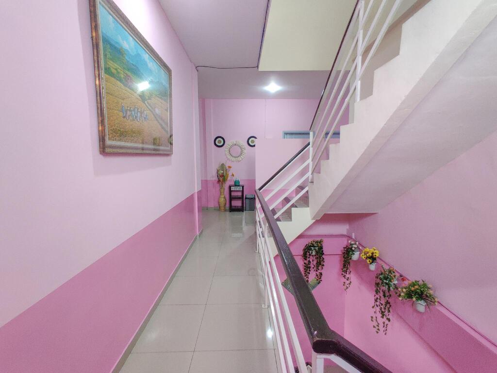 Семаранг: Ayuning Guest House Syariah Semarang RedPartner