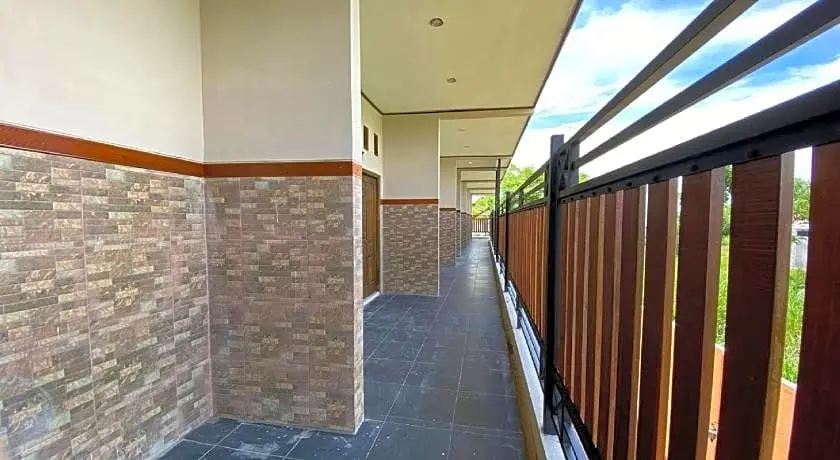 Моджокерто: RedDoorz near Mojokerto Train Station