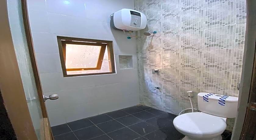 Моджокерто: RedDoorz near Mojokerto Train Station