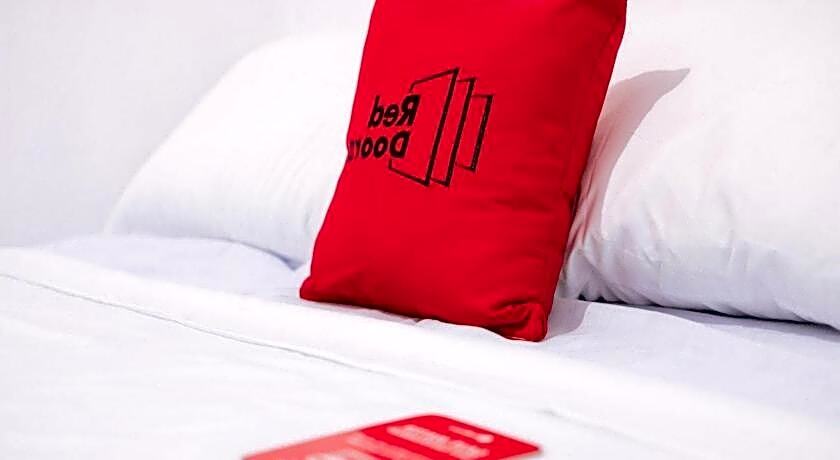 Моджокерто: RedDoorz near Mojokerto Train Station