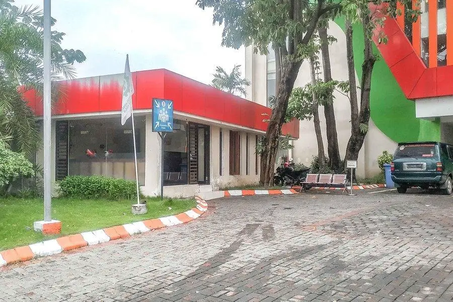RedDoorz Premium @ Jalan Veteran Bojonegoro — фото 1