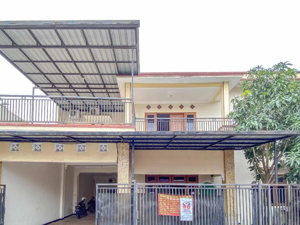 Маланг: Karolin Guest House Syariah RedPartner