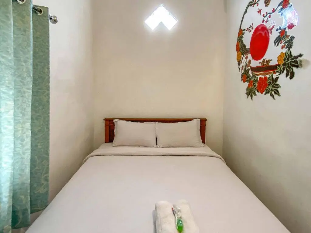 Маланг: Karolin Guest House Syariah RedPartner