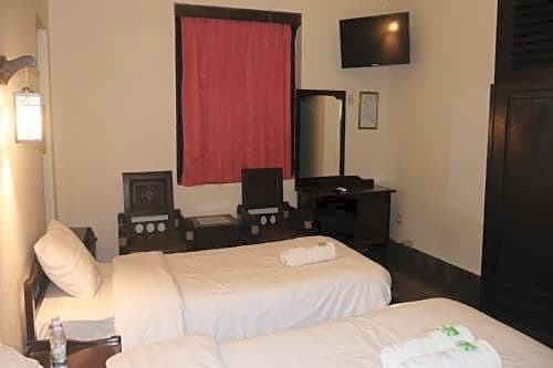 Джокьякарта: Oryza Hotel Malioboro RedPartner
