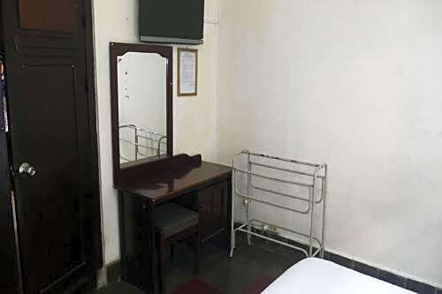 Джокьякарта: Oryza Hotel Malioboro RedPartner