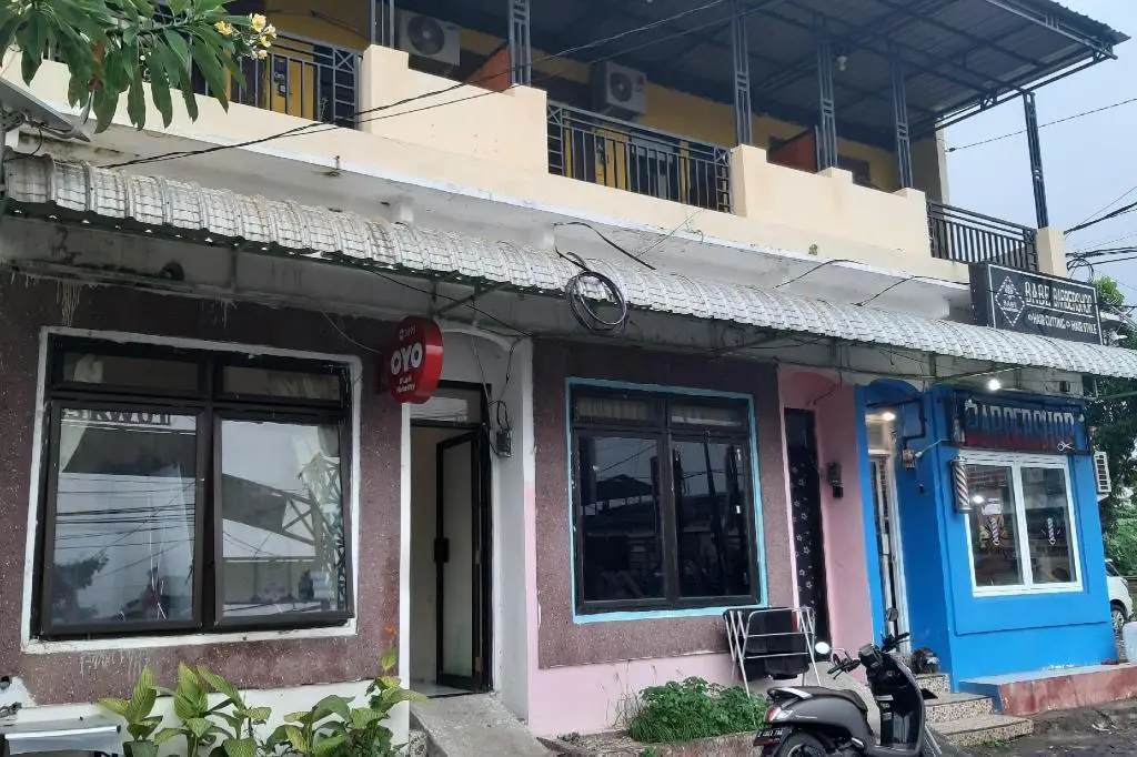 Сидоарджо: OYO 3895 D'Luck Homestay