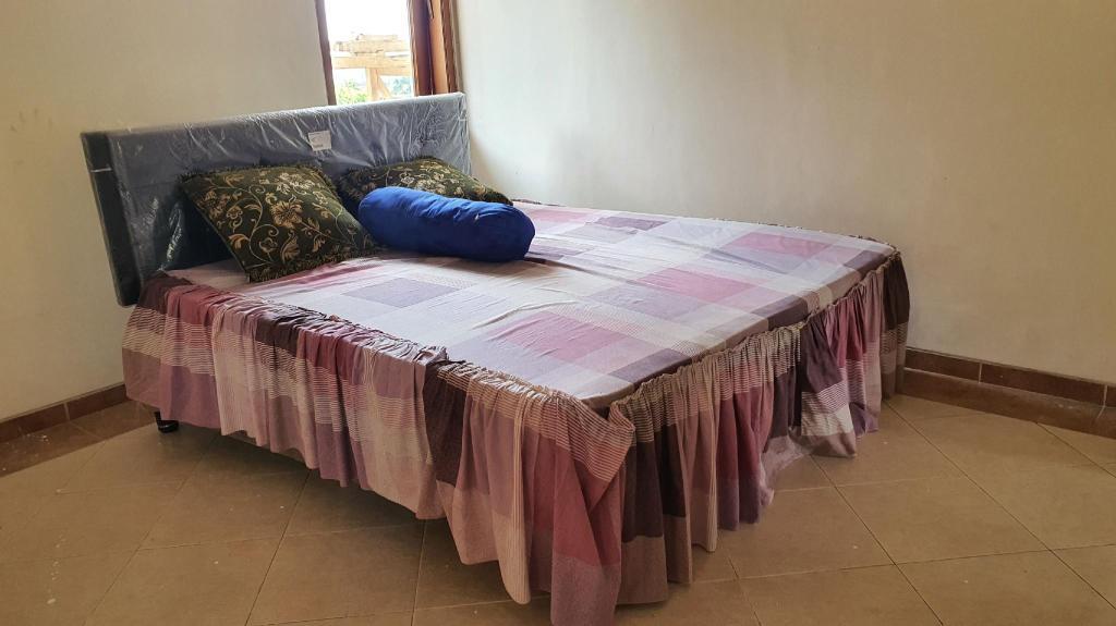 Травас: OYO 90043 Vila Afanda Syariah