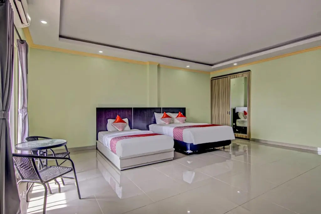Джакарта: OYO 3963 Safira Homestay Syariah