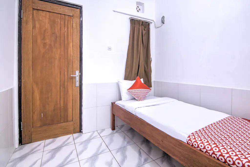Читарингул: OYO 3317 Maju Jaya Homestay Syariah