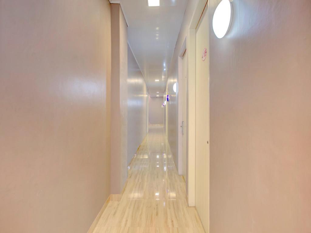 Джакарта: OYO 4005 Bunga Dahlia Guest House
