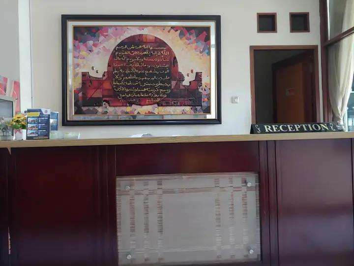 Джакарта: OYO 3894 Karunia Muslim Syariah
