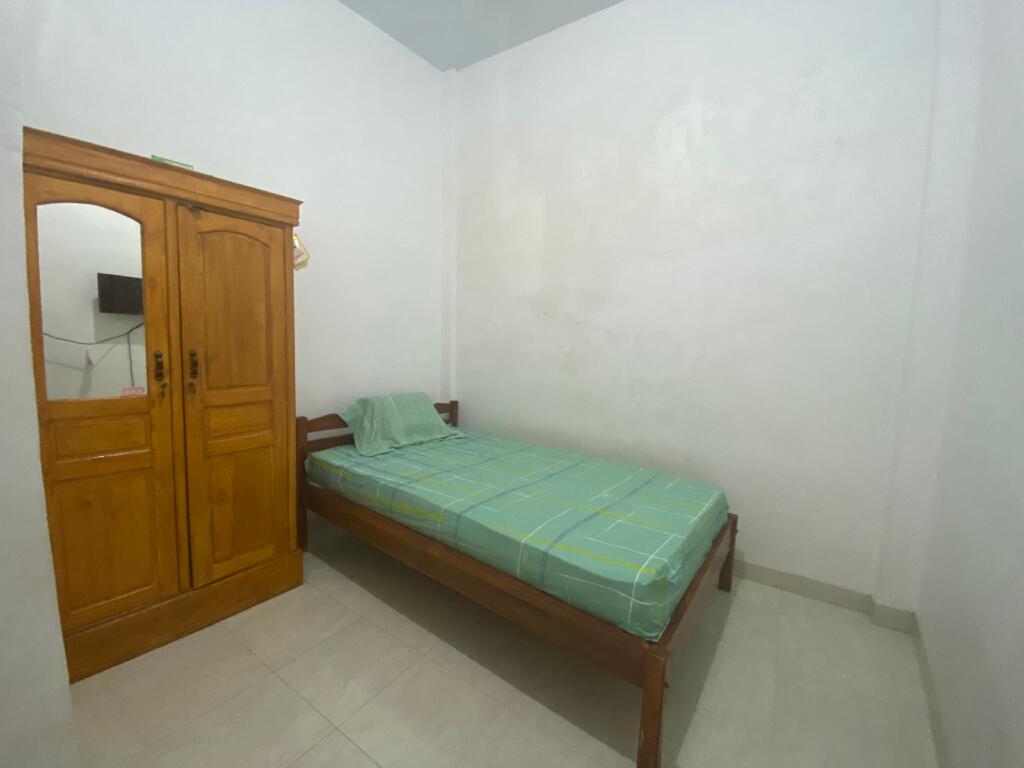 Макассар: OYO 90111 Almeerah Homestay Syariah Near RS Hermina