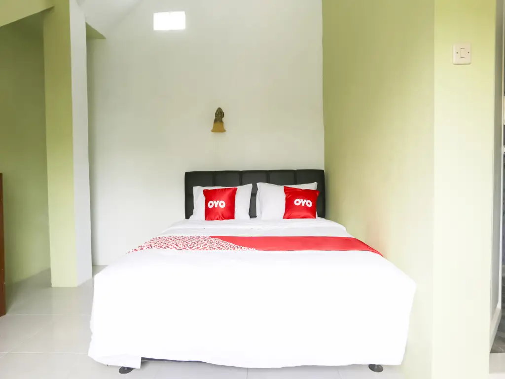 Боробудур: OYO 3355 Homestay Syariah Asyuban