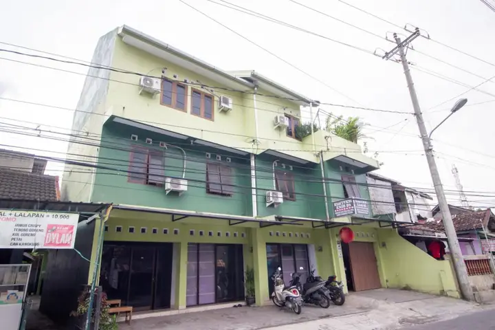 Депок: OYO 3707 Halona Guesthouse