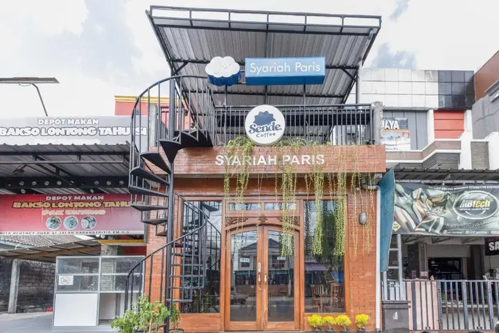 Джокьякарта: OYO 3845 Paris Syariah