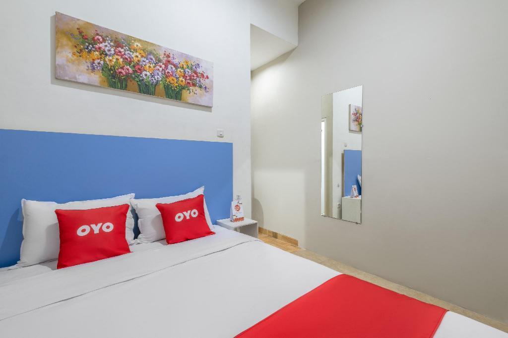 Джокьякарта: OYO 3845 Paris Syariah
