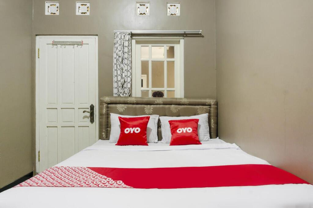 Бату: OYO 3849 Tidar Wulansari Homestay