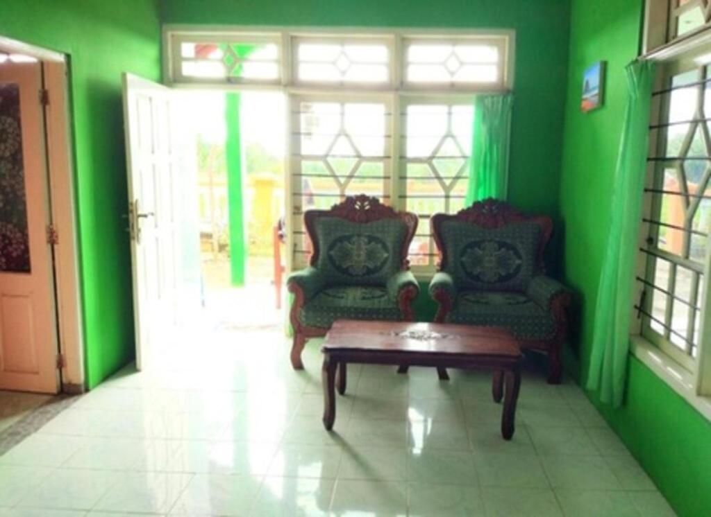 Баньюванги: Anggun Guesthouse