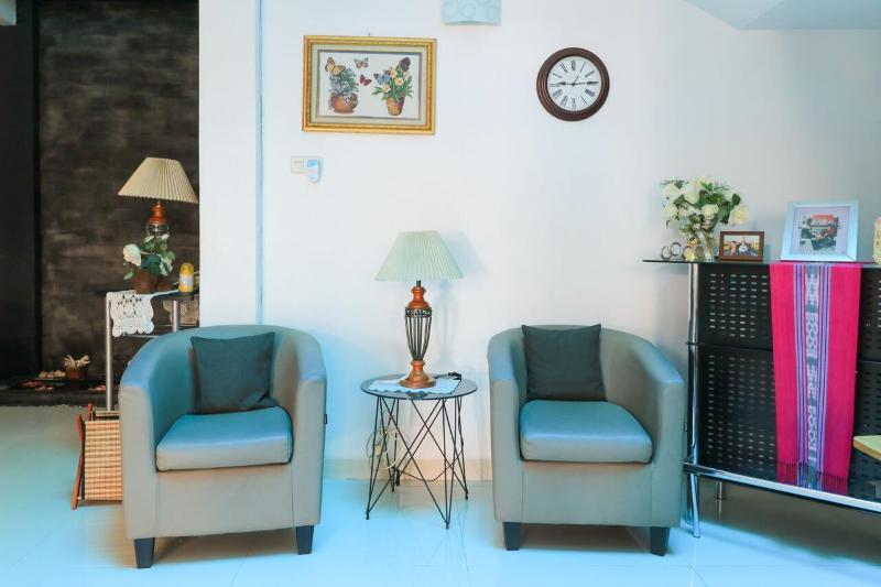Макассар: Ge JacMart Homestay Makassar