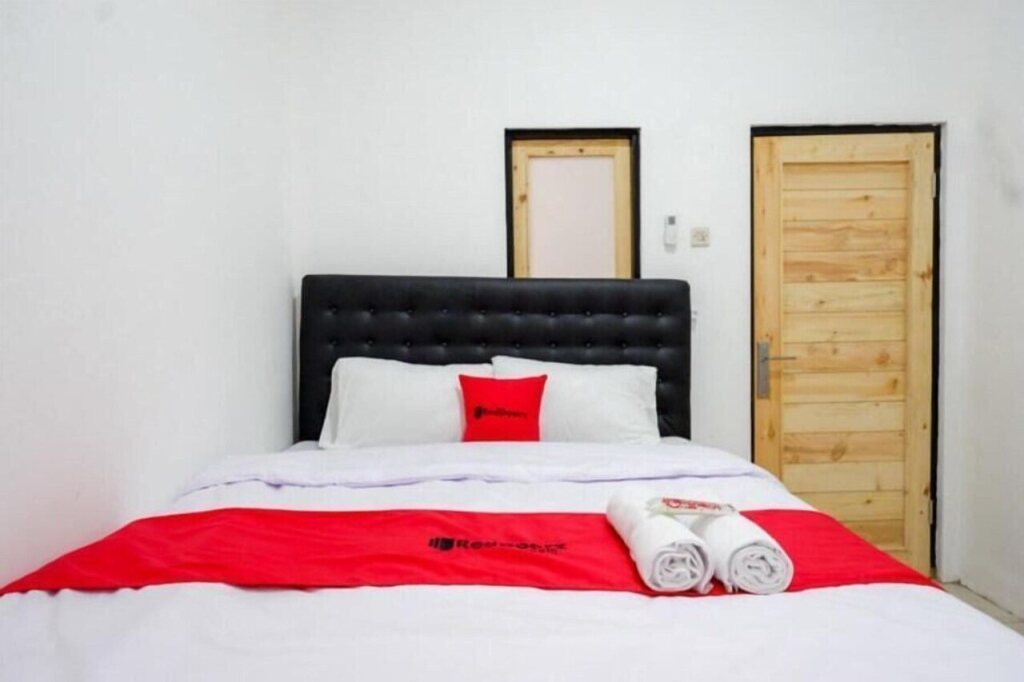 Джокьякарта: RedDoorz @ Demangan Sari Residence