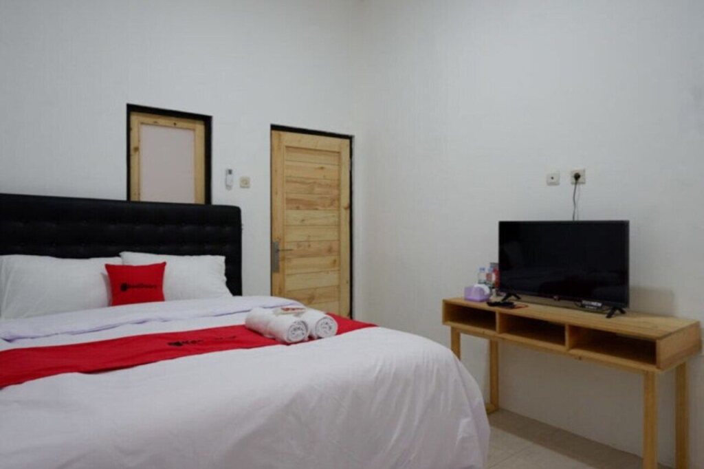 Джокьякарта: RedDoorz @ Demangan Sari Residence