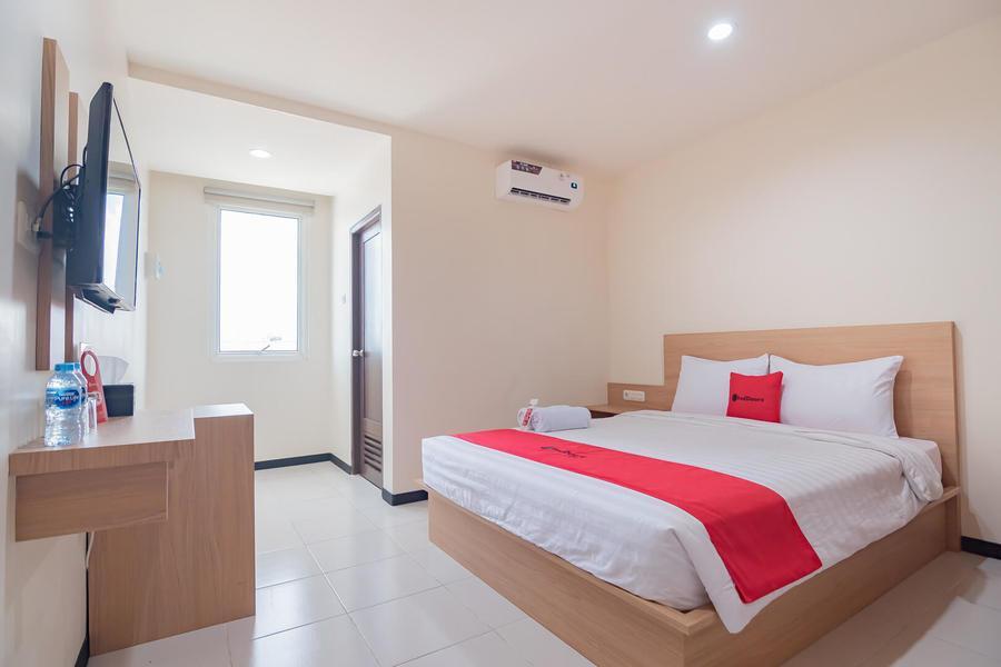 Понтианак: RedDoorz Syariah Plus near Tanjungpura University 2
